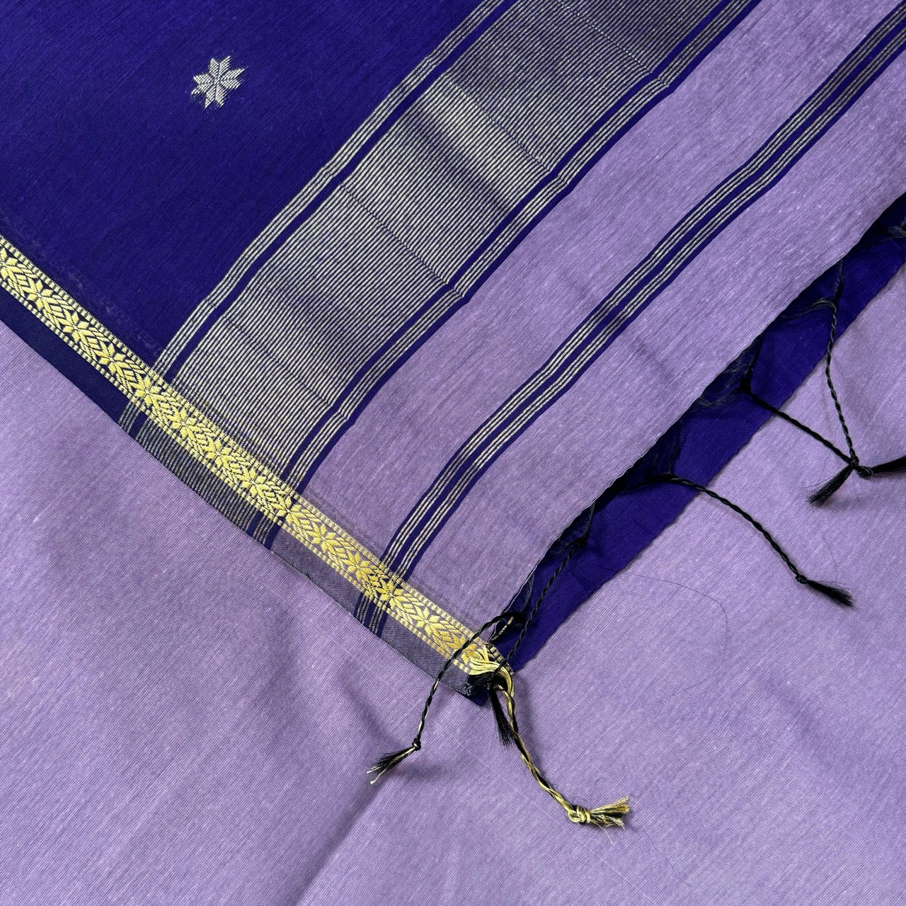 Mandharai | Wisteria - Cascading in Lavender Hues